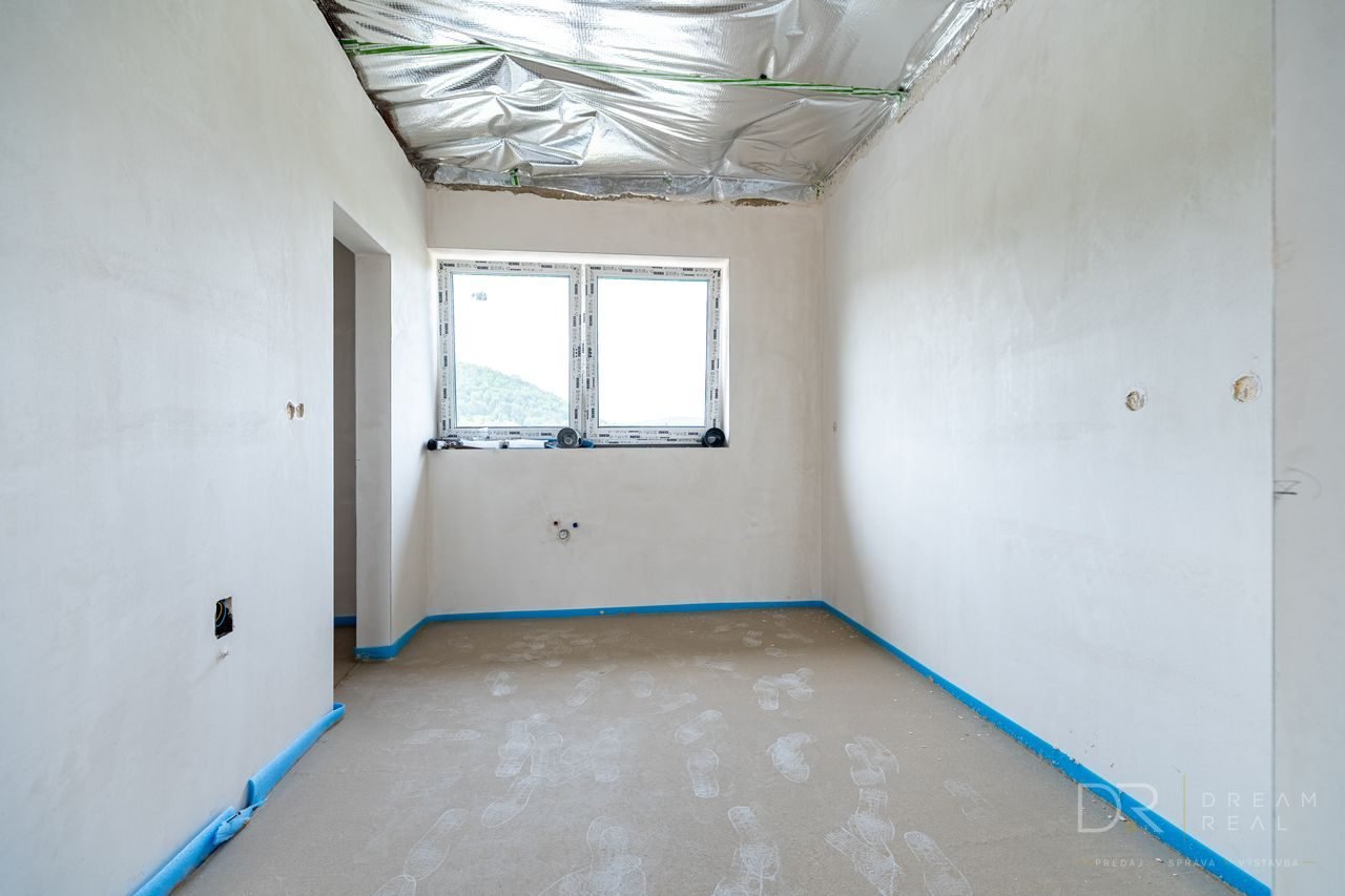 Novostavba 3-izbového domu s pozemkom 441 m² v Ďurkove – za cenu bytu v Košiciach