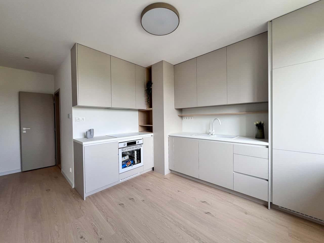 Prebiehajúca rekonštrukcia bytu na ulici Obrancov mieru, Košice – BRAVION Construction