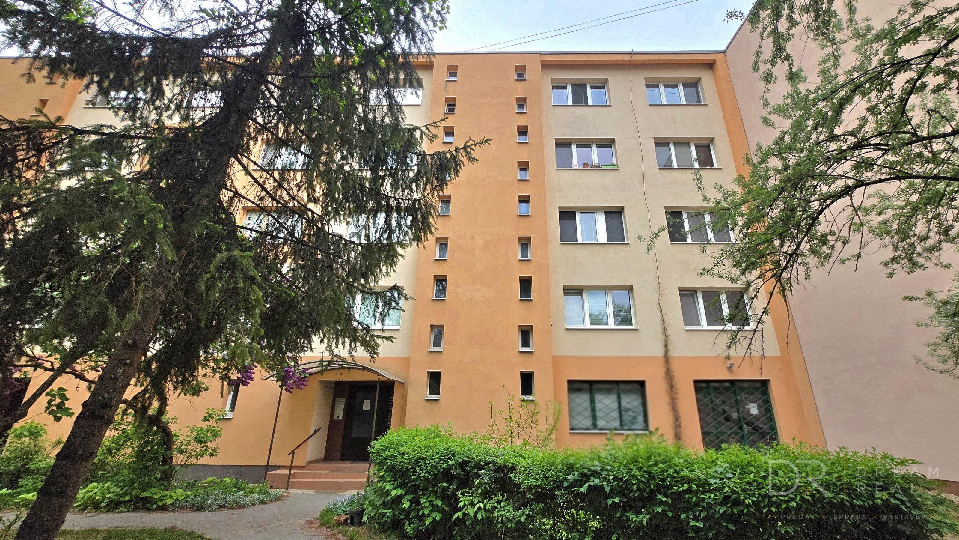 Moderný 3-izbový byt s lodžiou na Terase - Čapajevová ul.