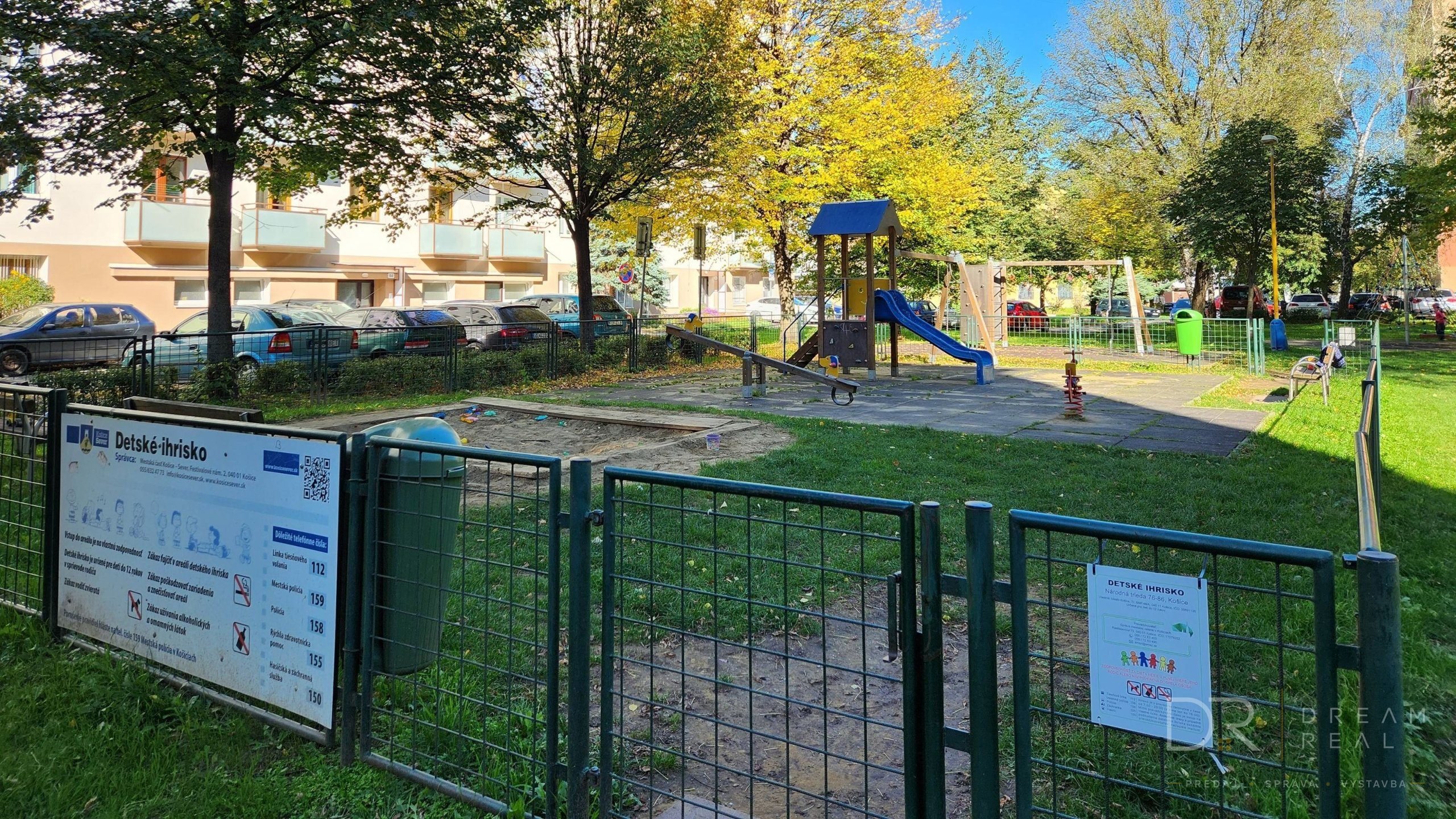Novo-zrekonštruovaný 2-izbový tehlový byt s balkónom na Severe